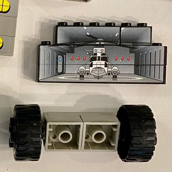 Mega Bloks Battleship 9760 Pro Builder 2.3 lb. of blocks Military Carrier Ship - Picture 5 of 5